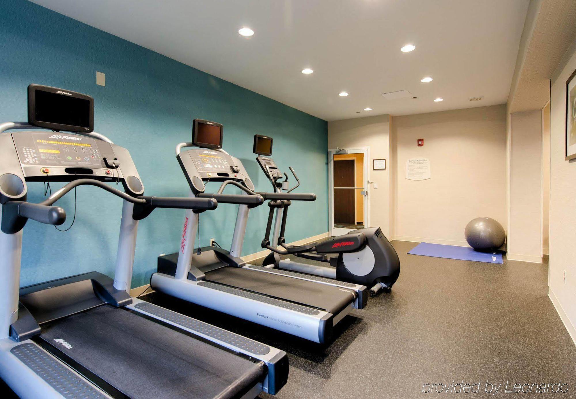 Fairfield Inn And Suites By Marriott Potomac Mills Woodbridge Esterno foto