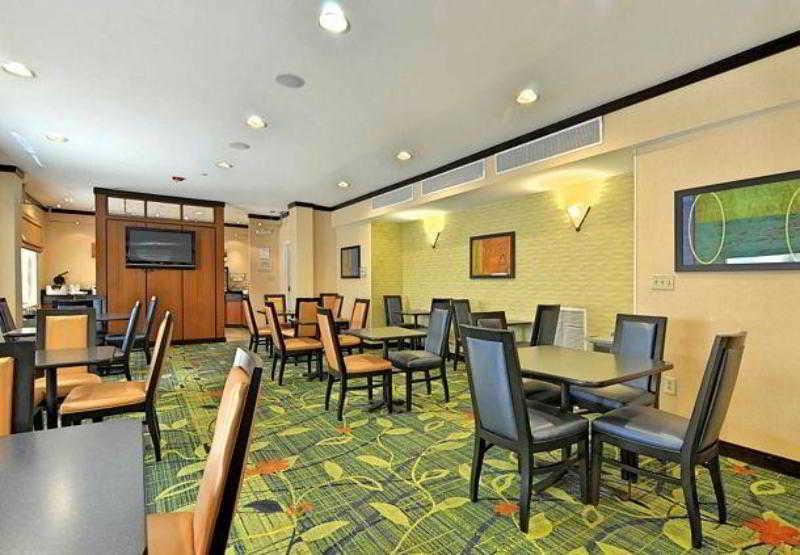 Fairfield Inn And Suites By Marriott Potomac Mills Woodbridge Esterno foto
